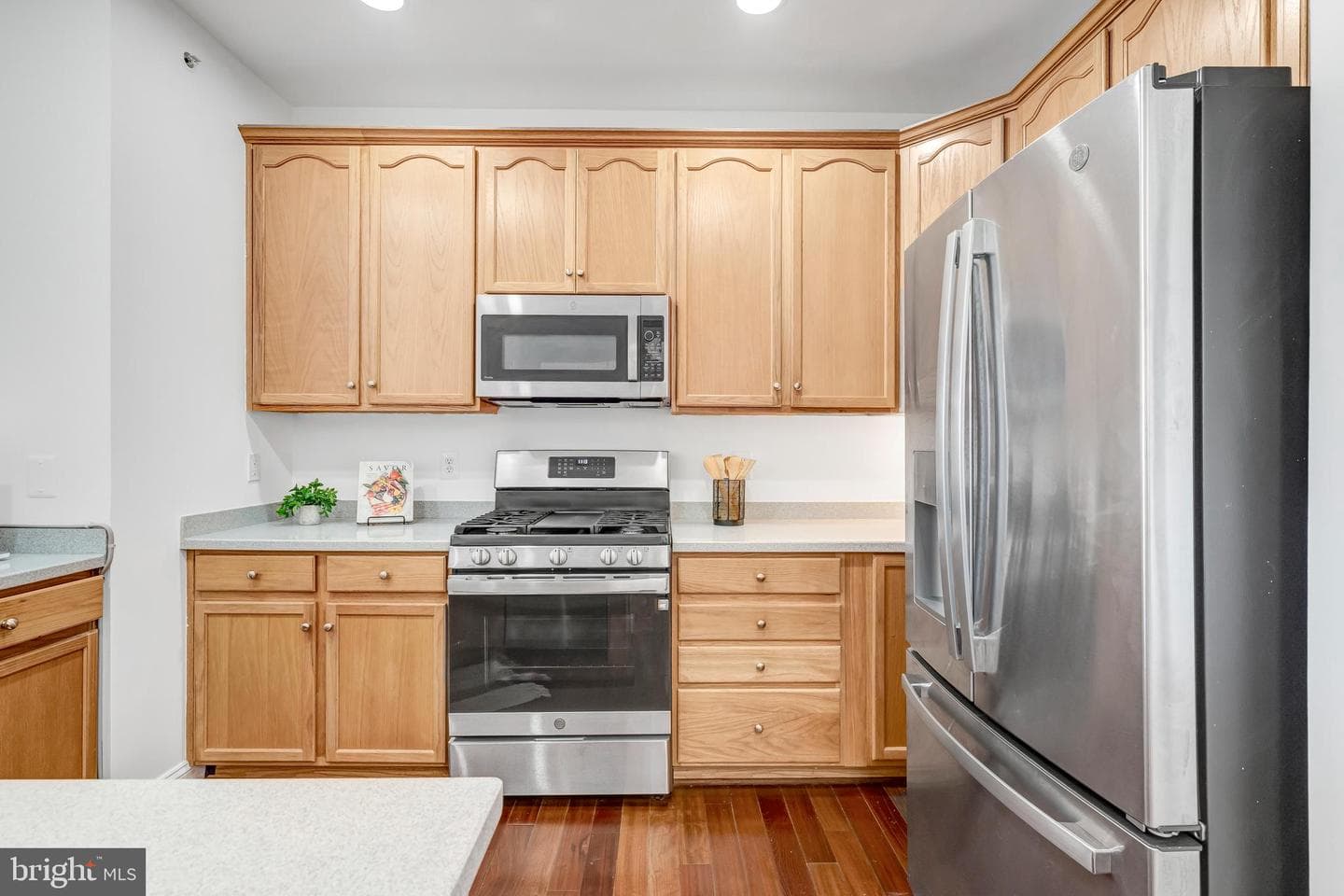 2901 Saintsbury Plaza #404 photo 6