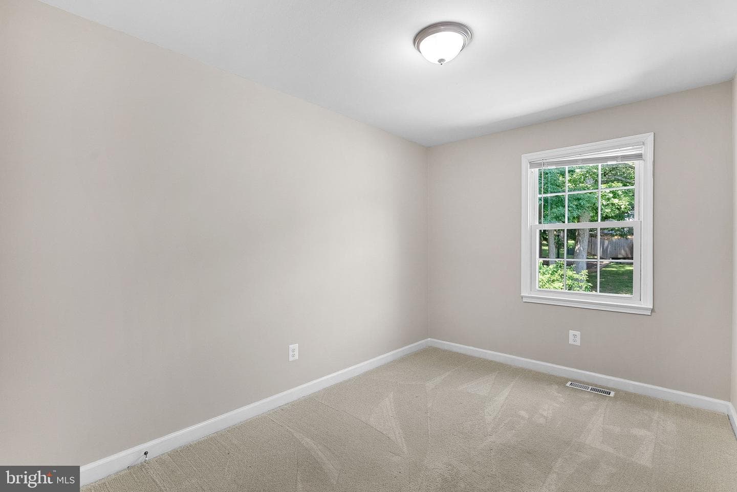 6612 Burlington Place photo 31
