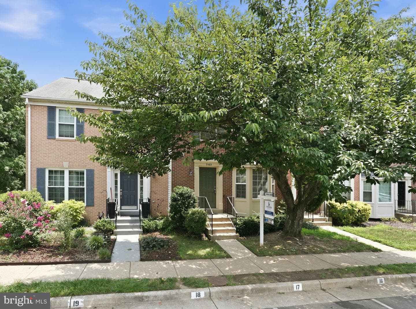 7483 Digby Green, Alexandria