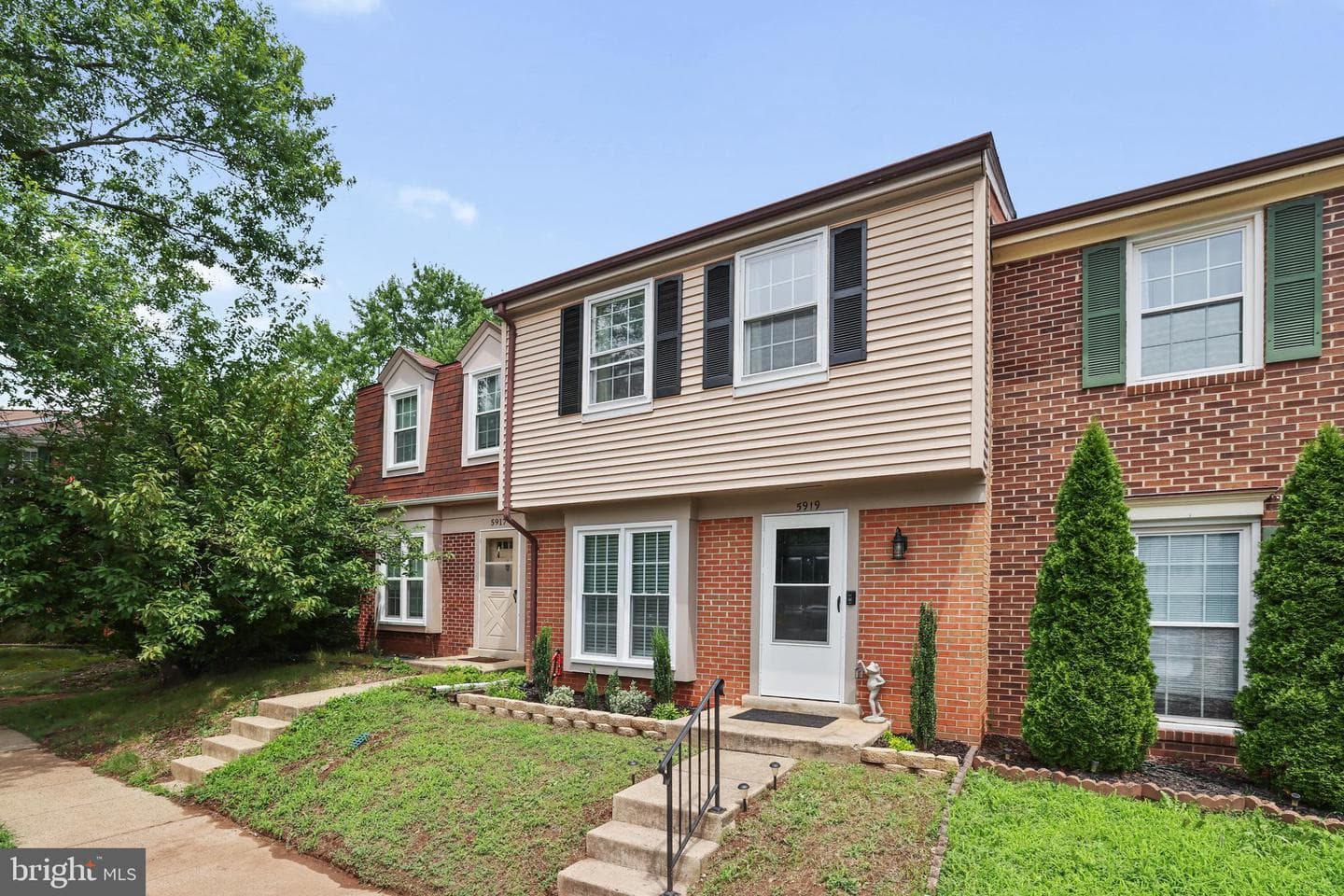 5919 Grisby House Court photo 26