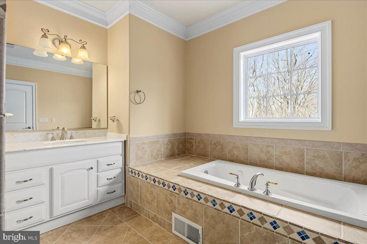 11846 Chapel Road photo 98