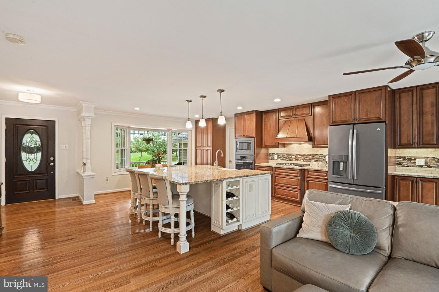 8213 Cottage Street photo 3