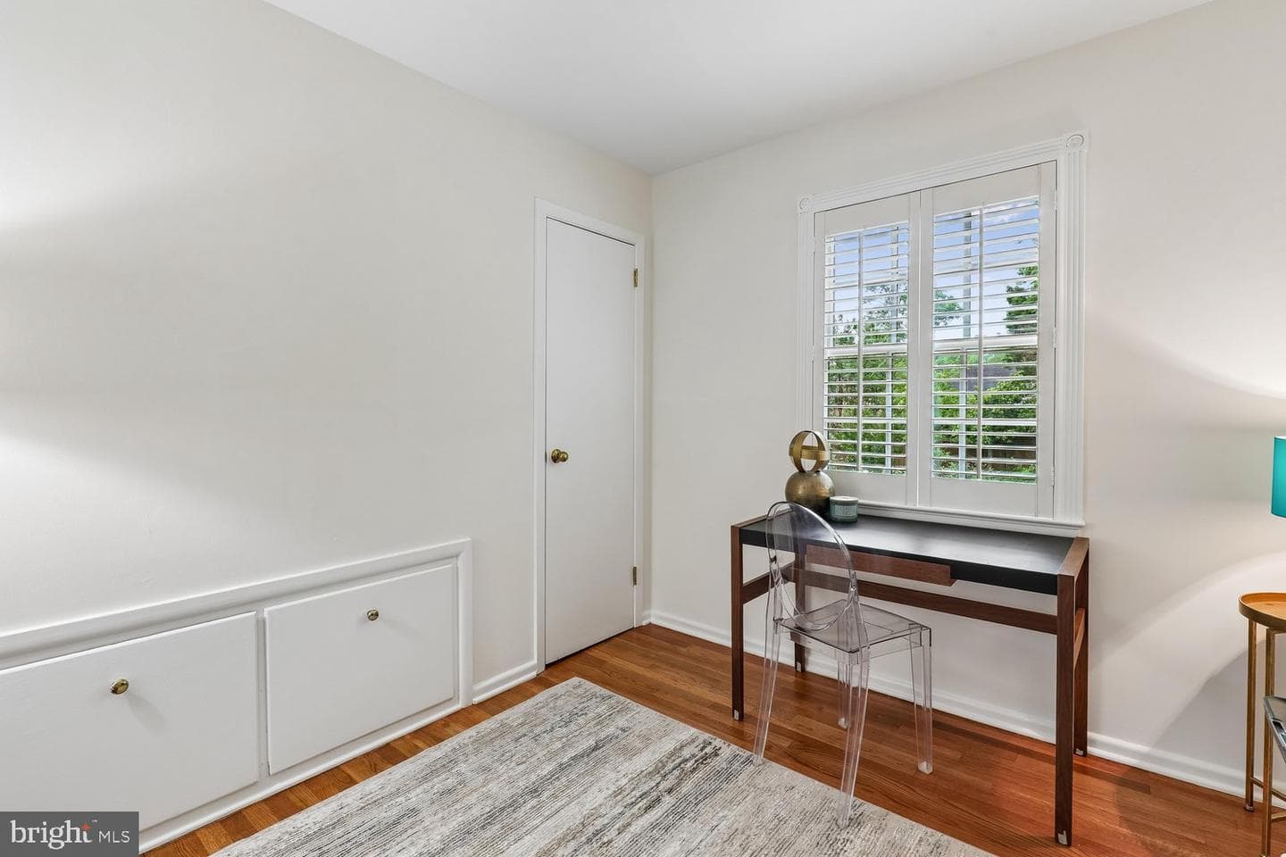 9005 Greylock Street photo 28