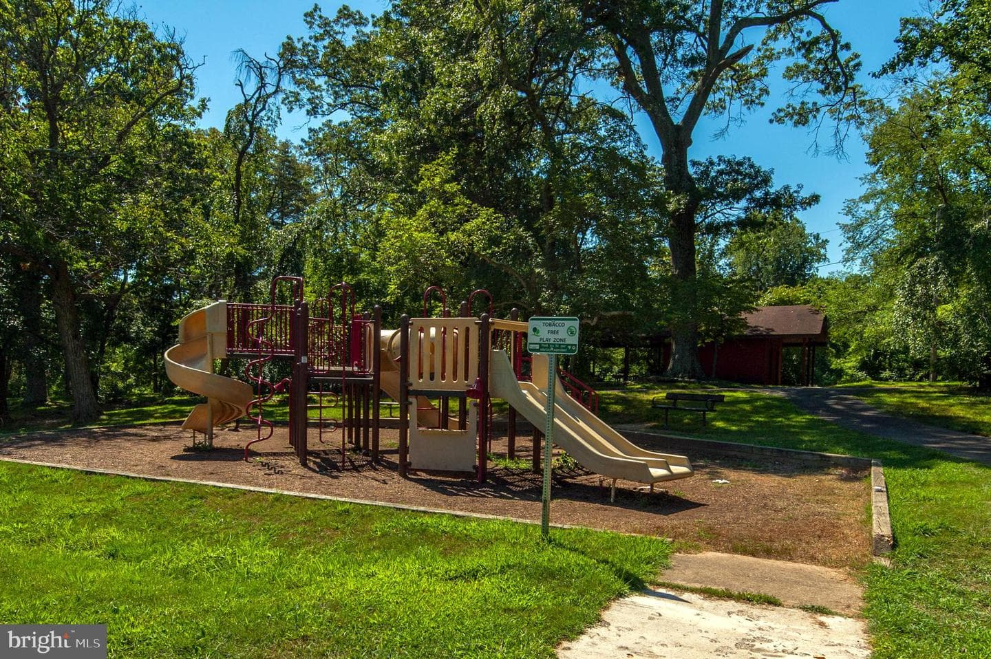 6925 Barrett Road photo 67