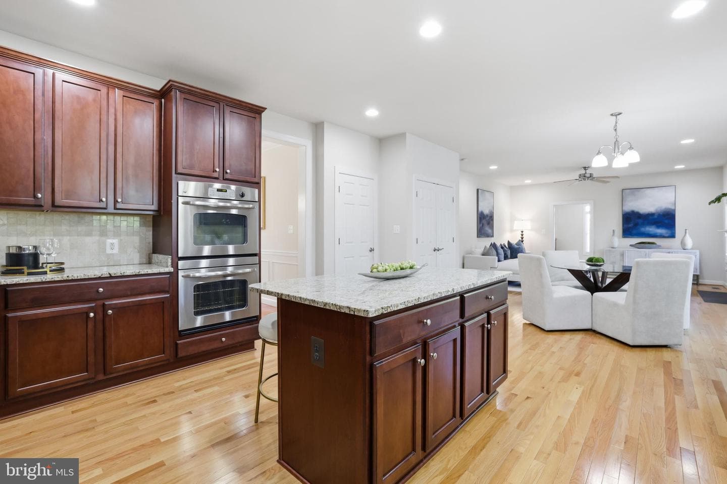 3009 Marshall Street photo 17