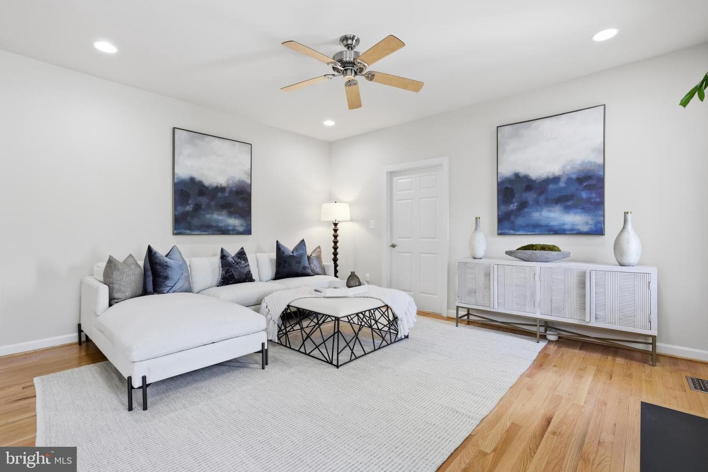 3009 Marshall Street photo 18
