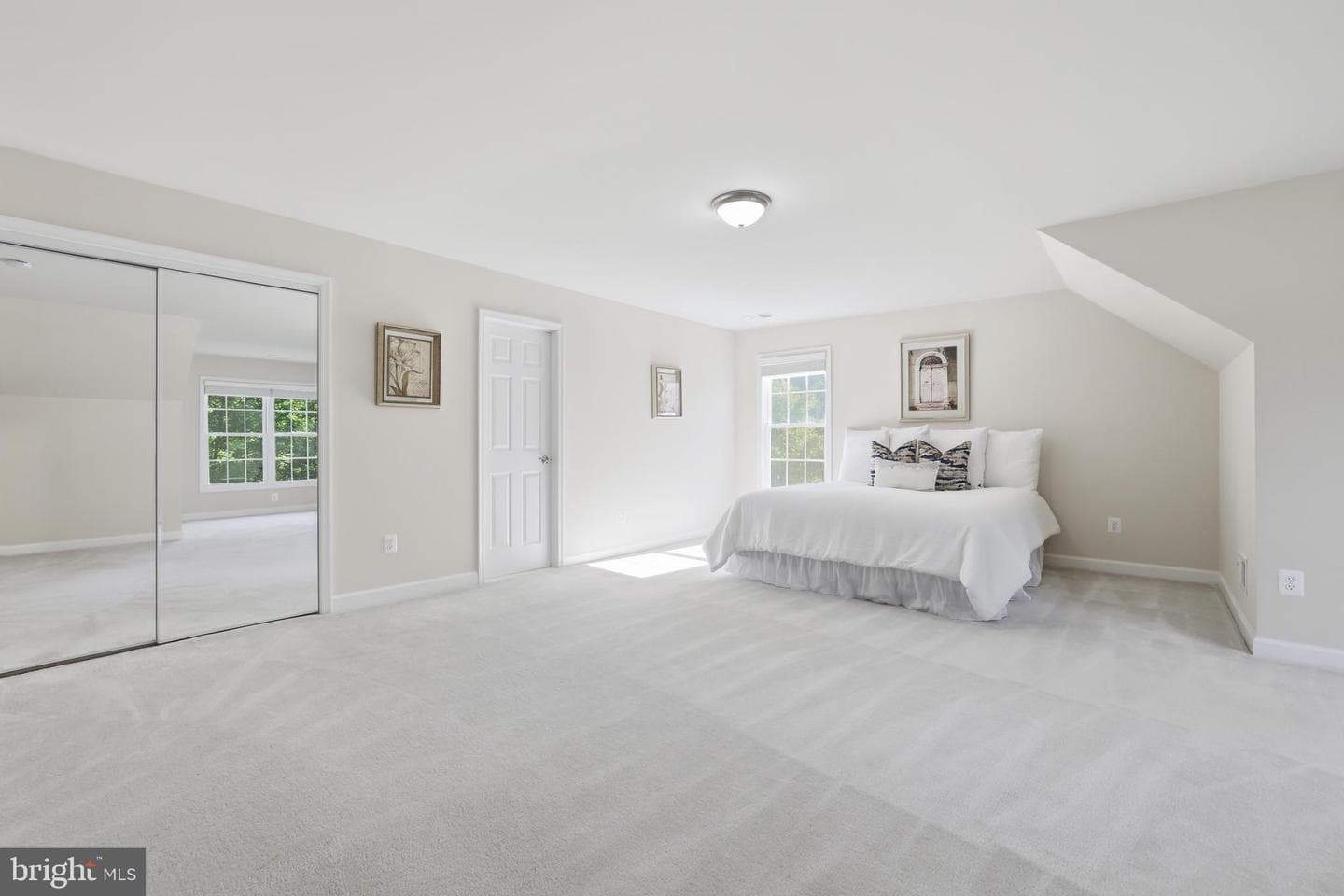 3009 Marshall Street photo 38