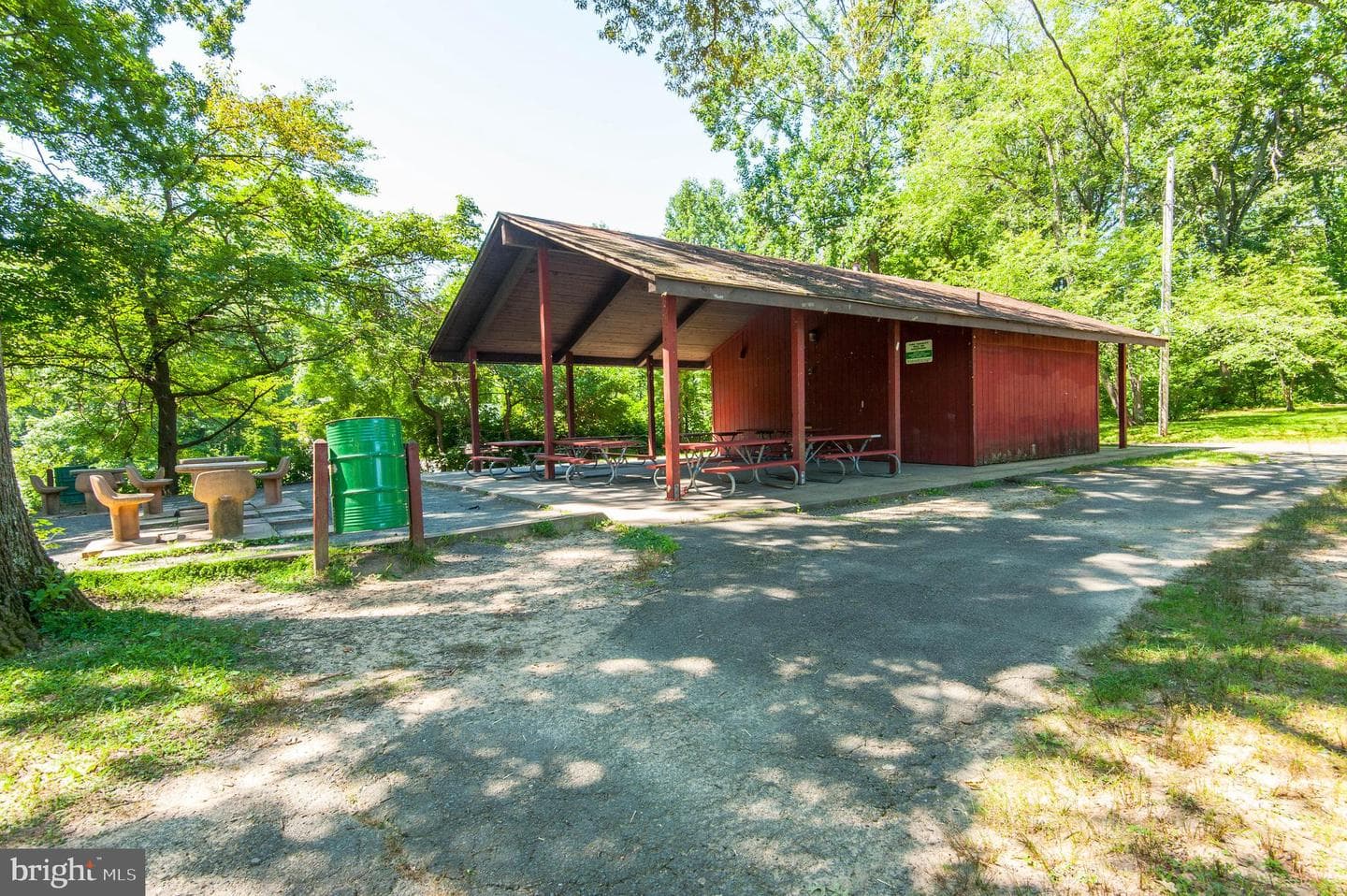 3009 Marshall Street photo 74