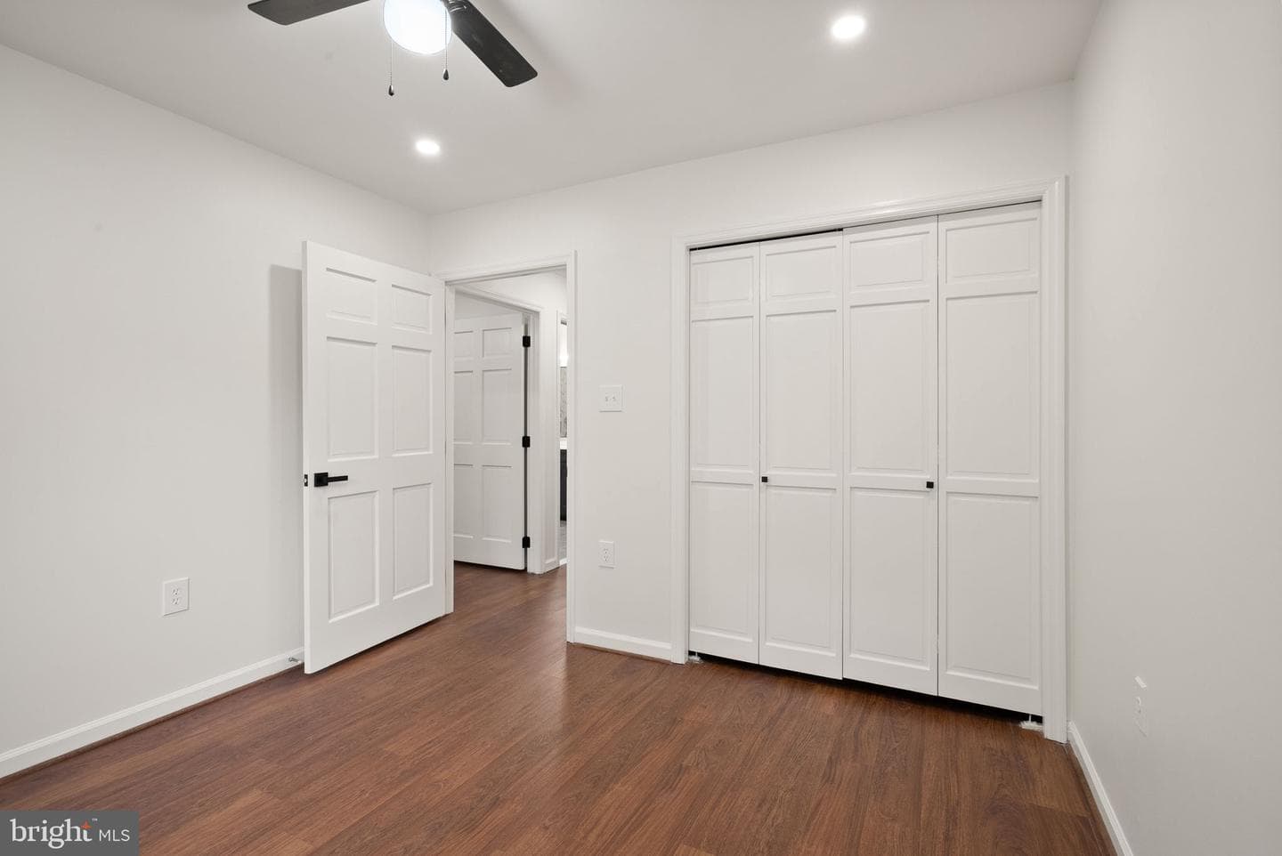 7256 Glen Hollow Court #2 photo 17