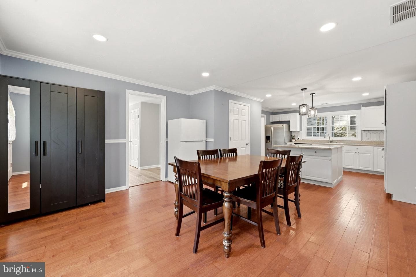 10512 Belmont Boulevard photo 26