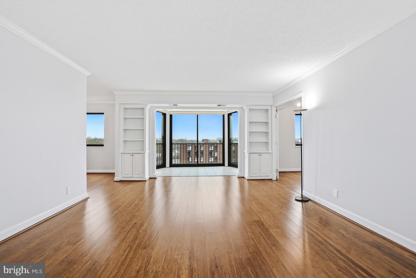 5904 Mount Eagle Drive #718, Alexandria