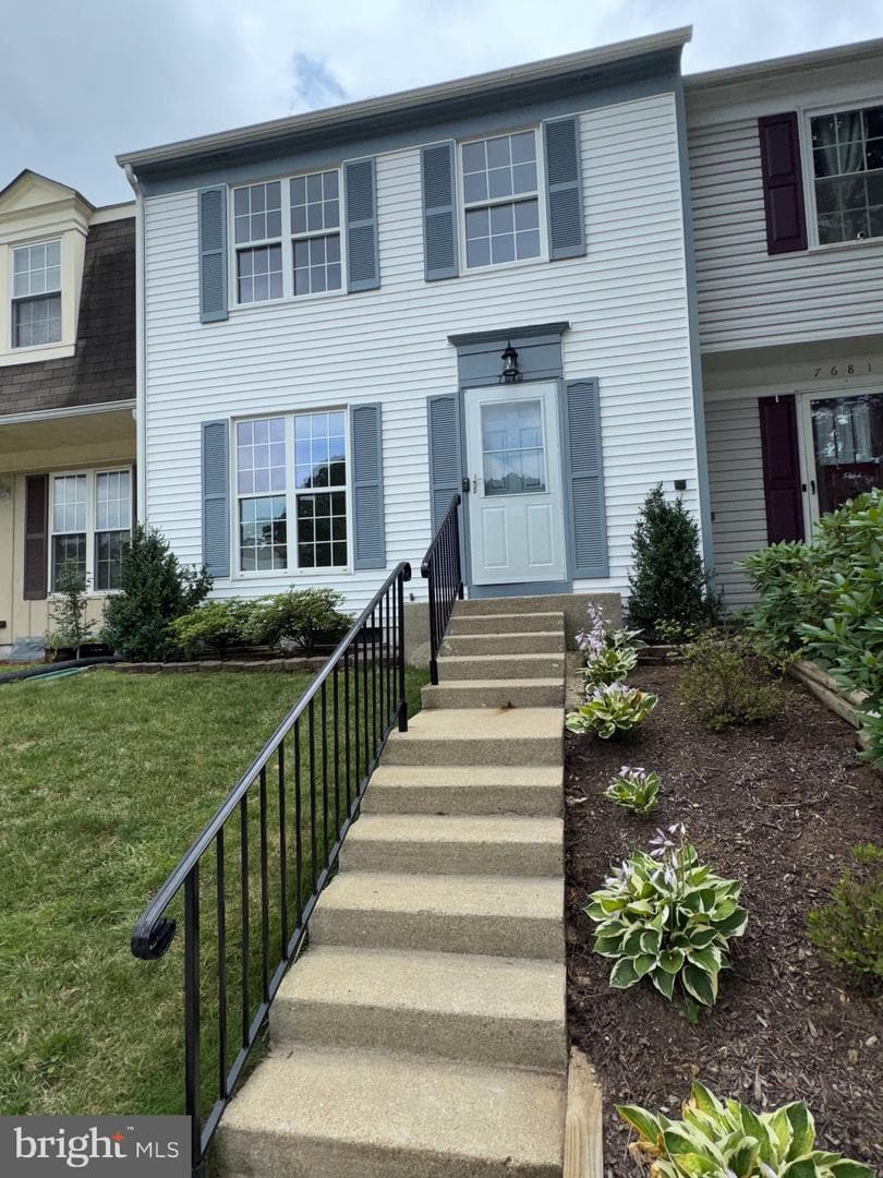 7679 Sheffield Village Lane, Lorton