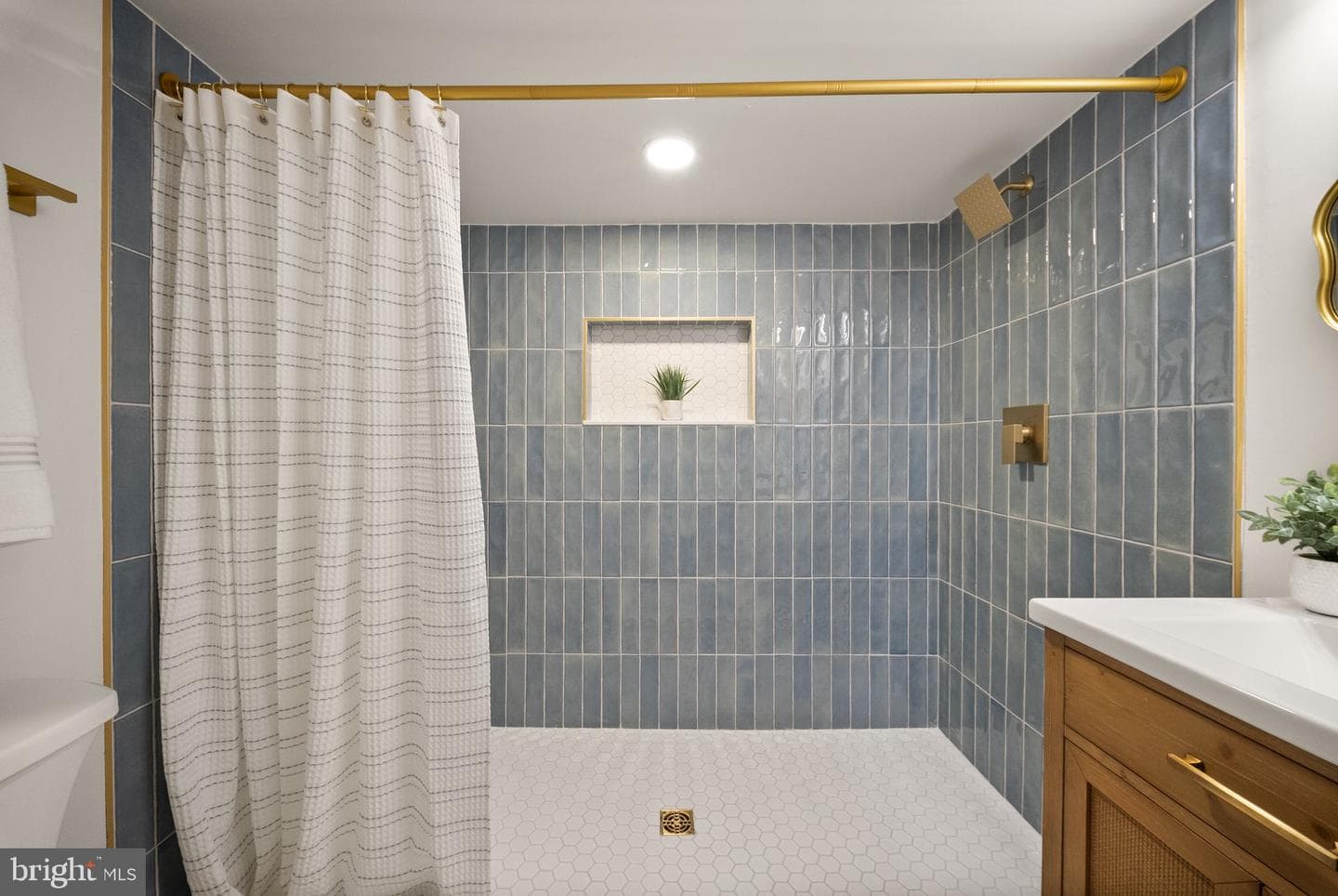 5546 Kendrick Lane photo 35
