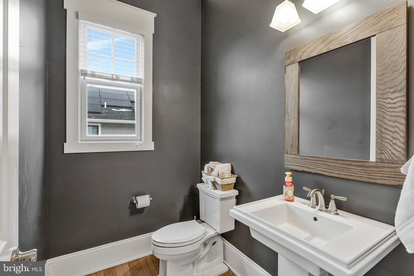 362 Park Street NE photo 14