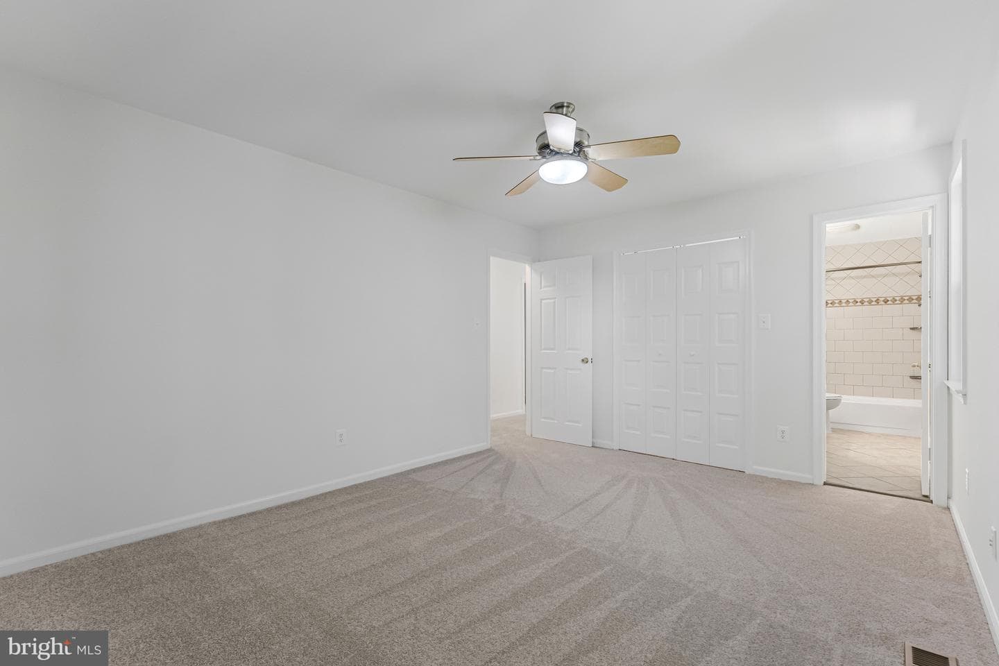 4300 Tartan Oak Court photo 19