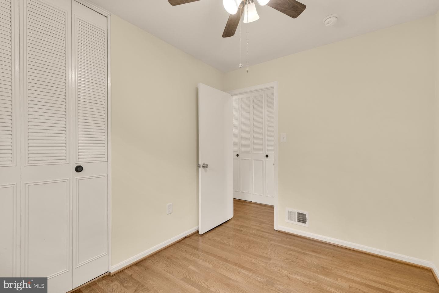 10103 Dundalk Street photo 34