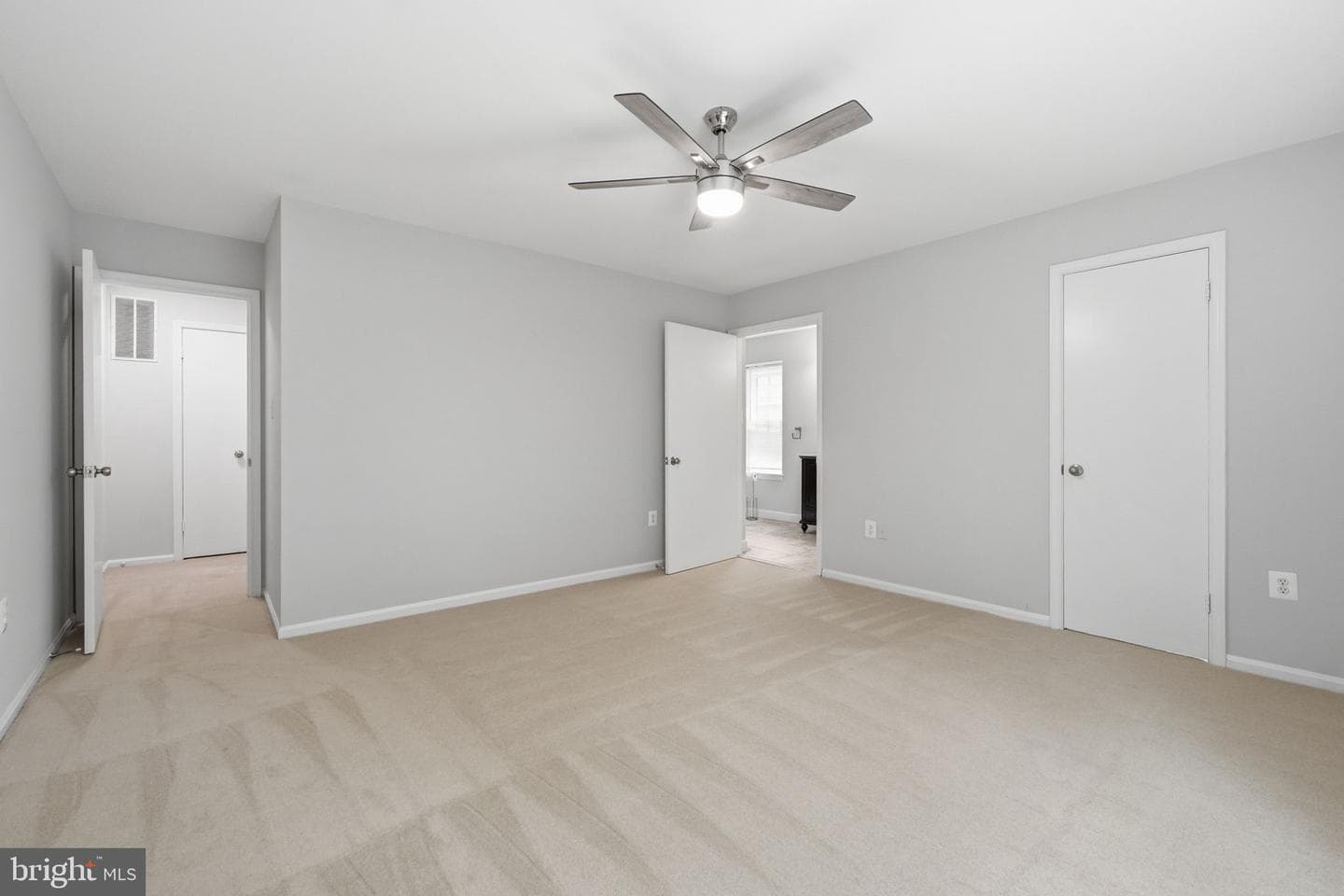 8627 Pin Oak Drive photo 27