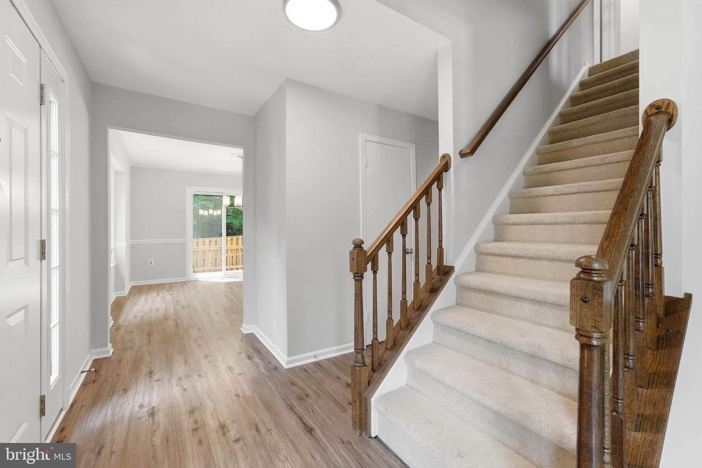 8627 Pin Oak Drive photo 9