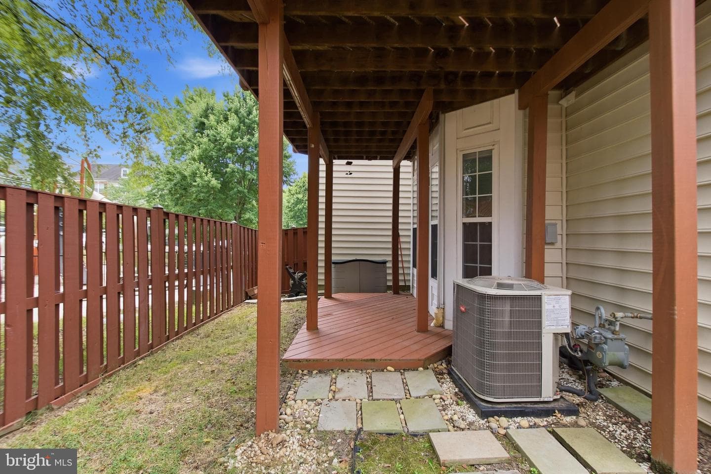 7843 Locust Leaf Lane photo 40