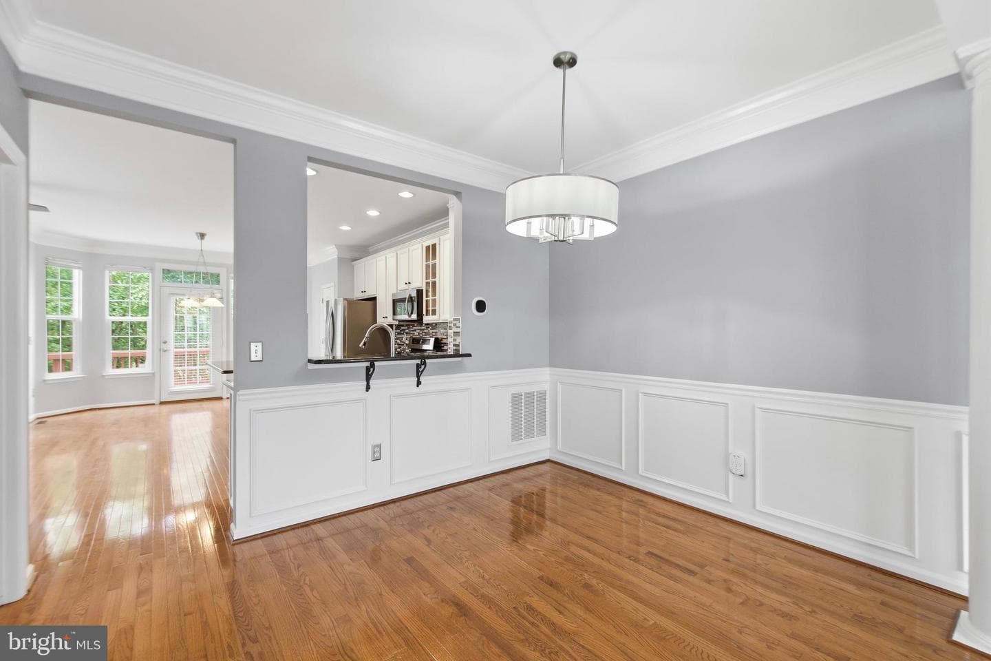 7843 Locust Leaf Lane photo 8