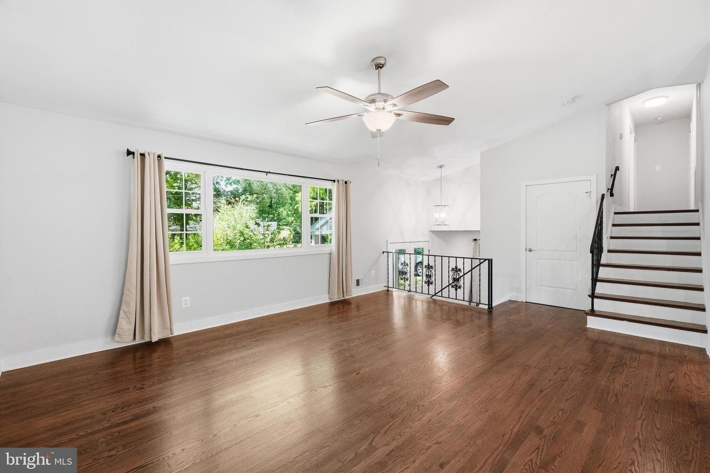 6814 Shrine Court photo 5