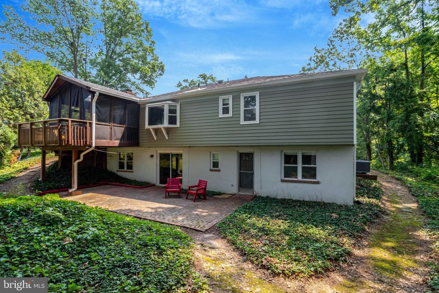 6104 Juneberry Court photo 4