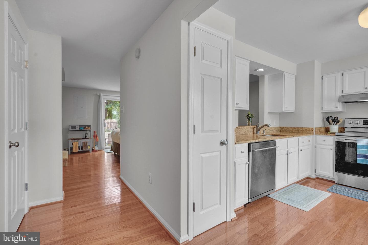 7576 Wood Mist Lane photo 4