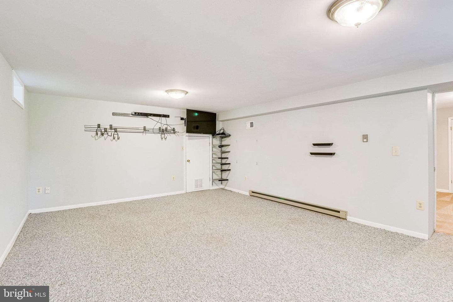 10507 Cavalcade Street photo 24