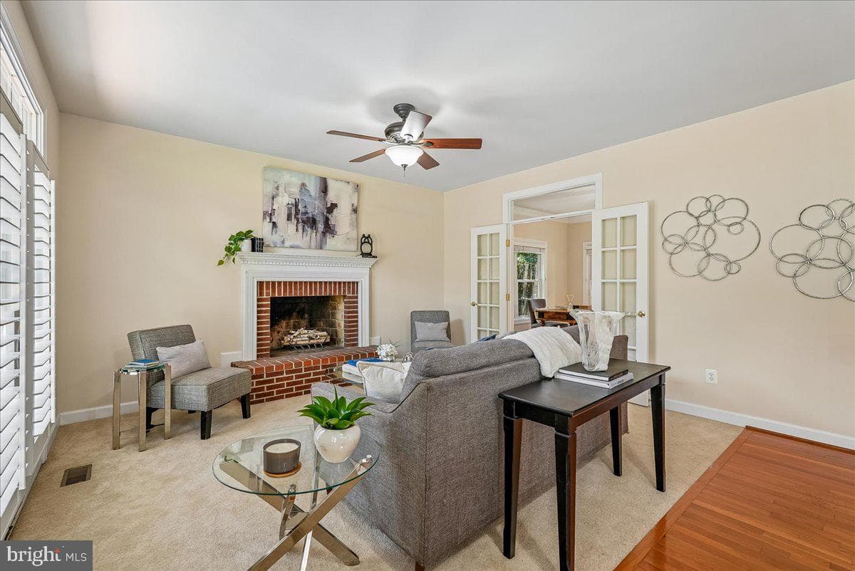 6322 Halsey Road photo 11
