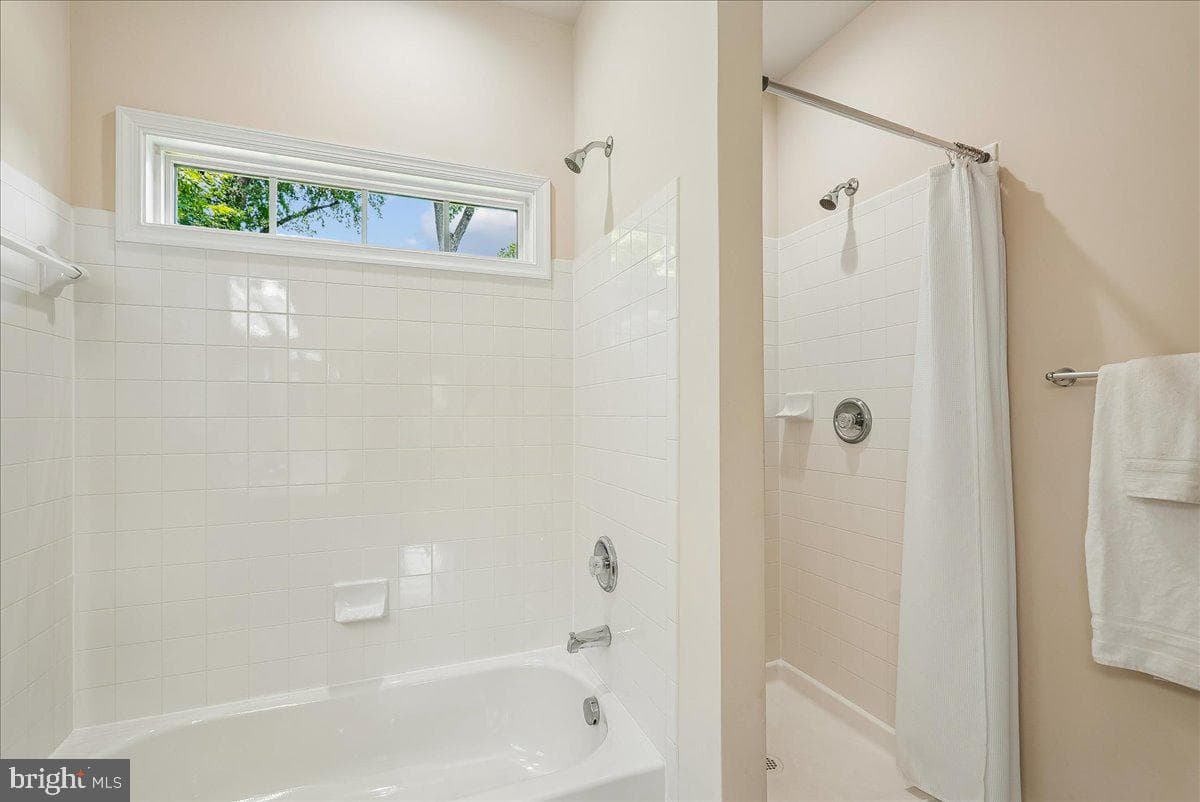 6322 Halsey Road photo 45