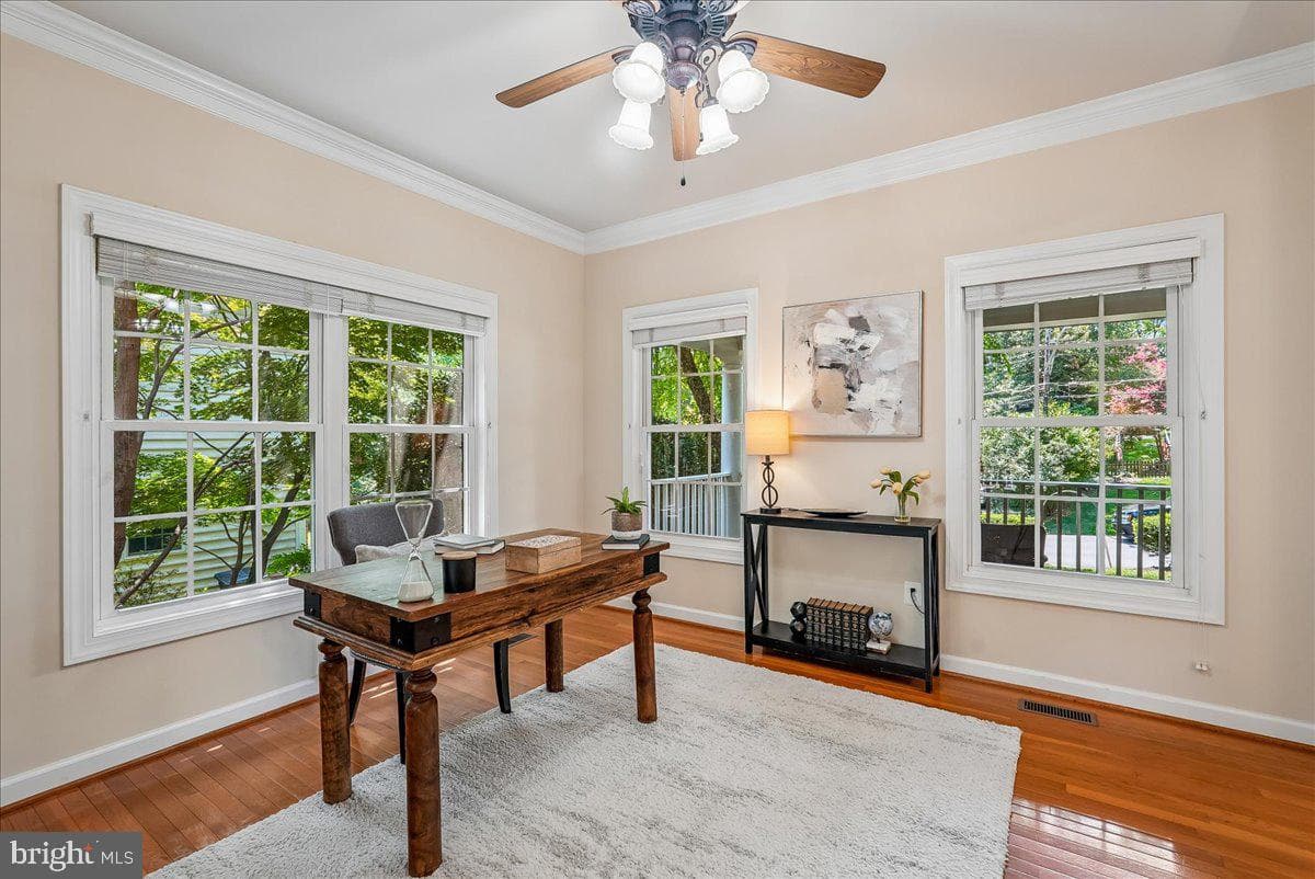 6322 Halsey Road photo 7