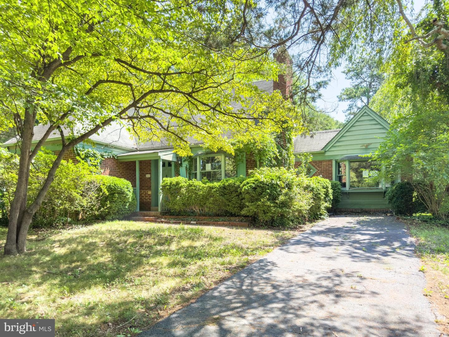4113 Pineridge Drive, Annandale