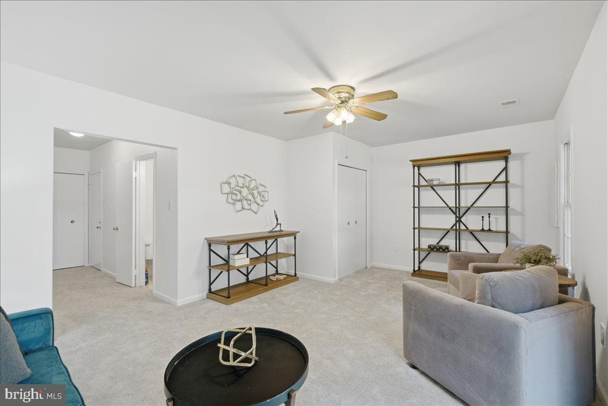 8902 Winding Hollow Way photo 22