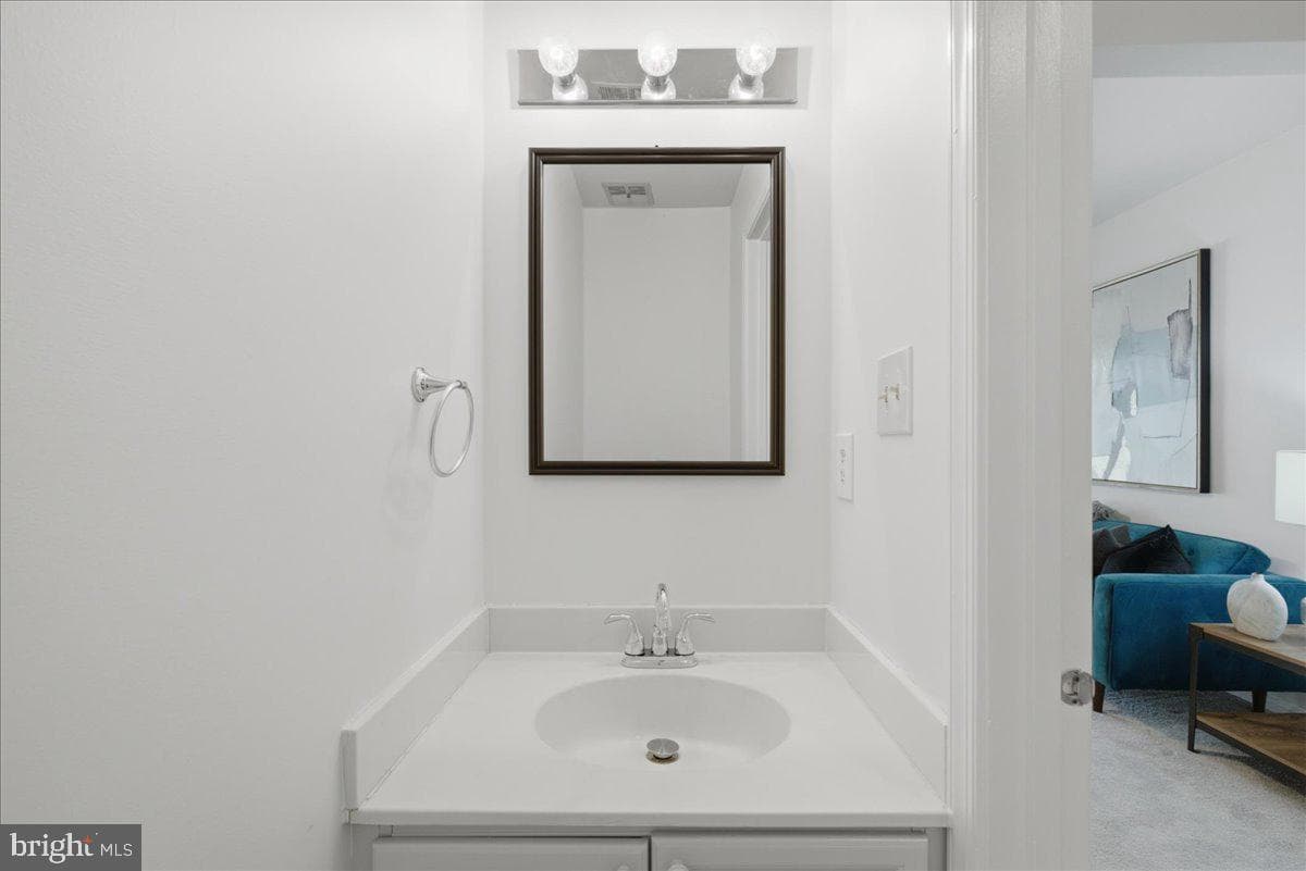 8902 Winding Hollow Way photo 25