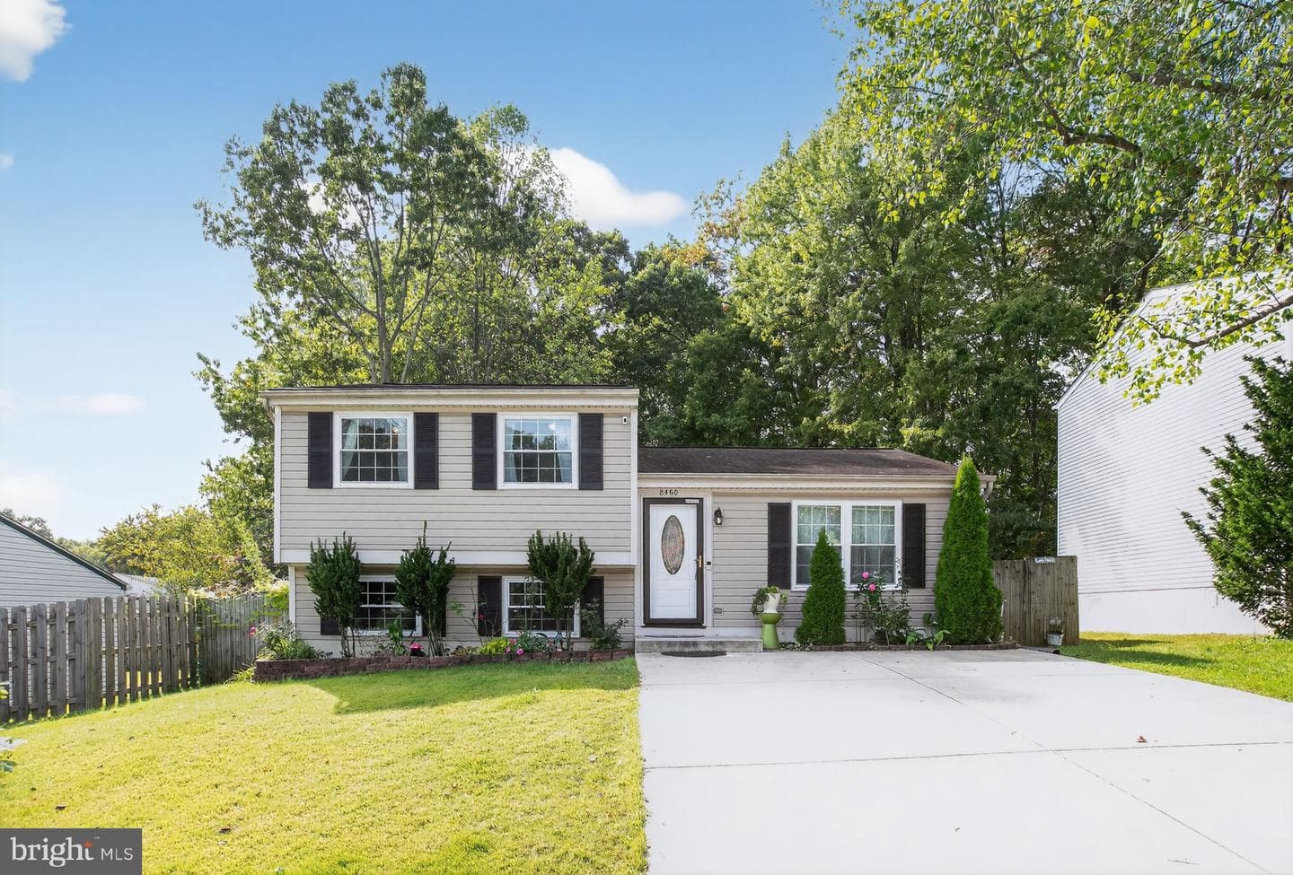 8460 Rippled Creek Court, Springfield