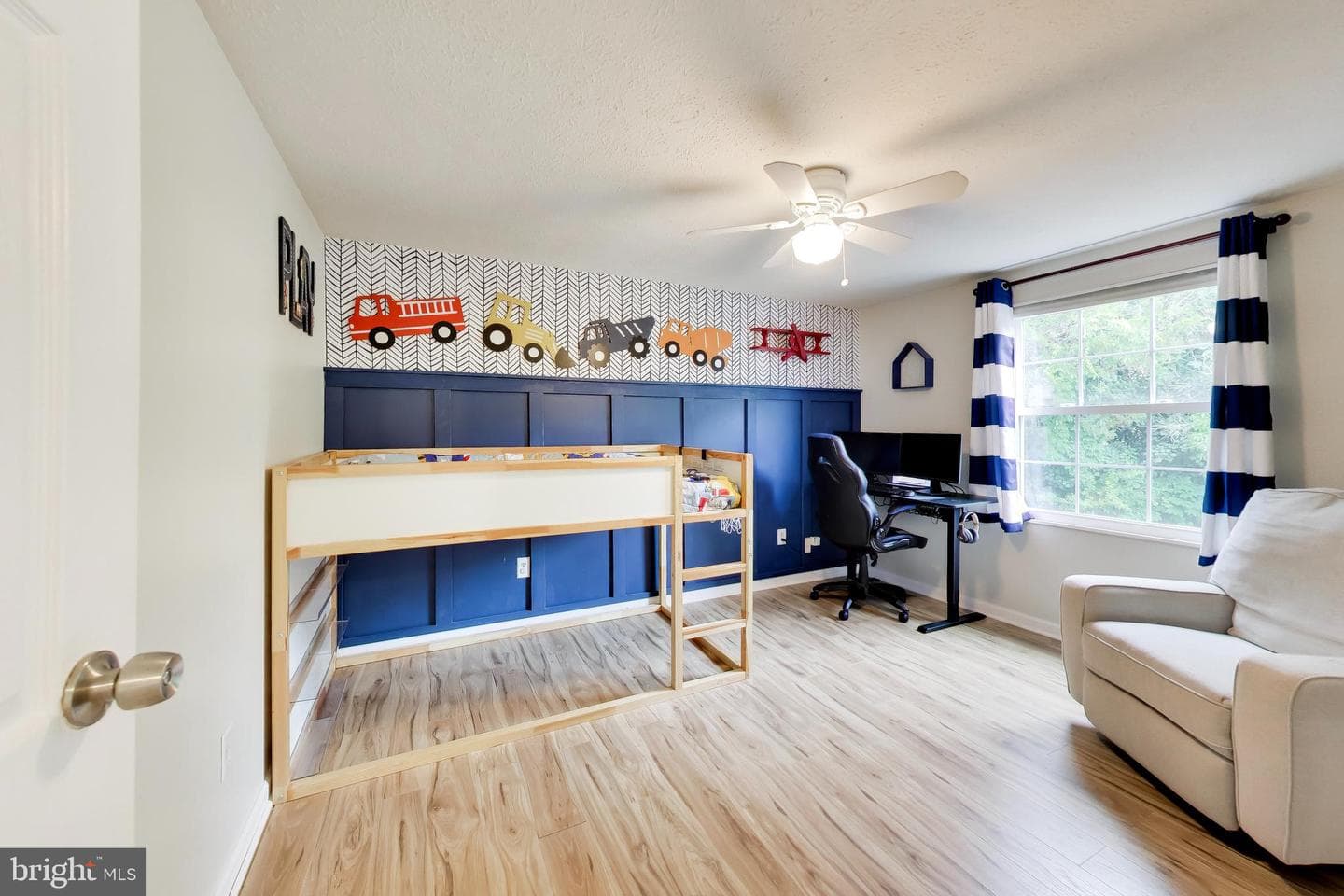 5932 Peregrine Dr photo 22