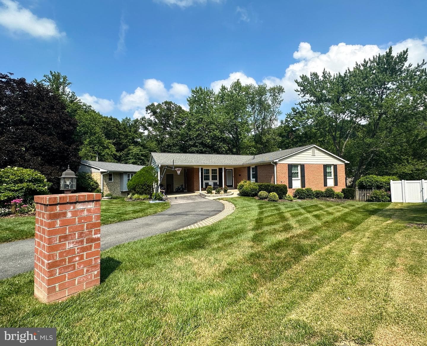 7409 Reservation Drive, Springfield