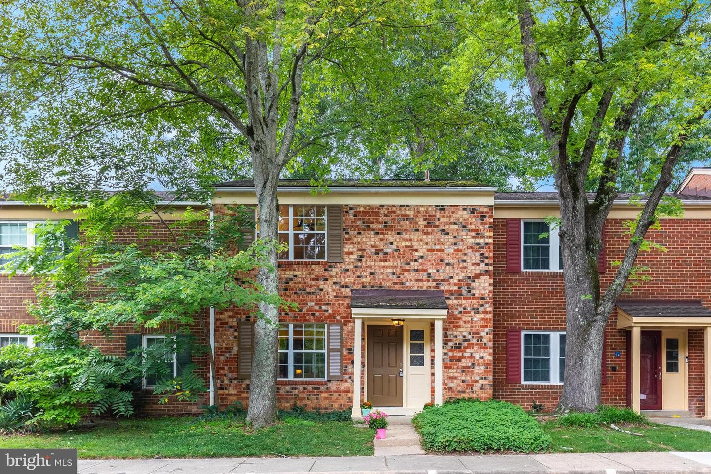 2256 Gunsmith Square, Reston