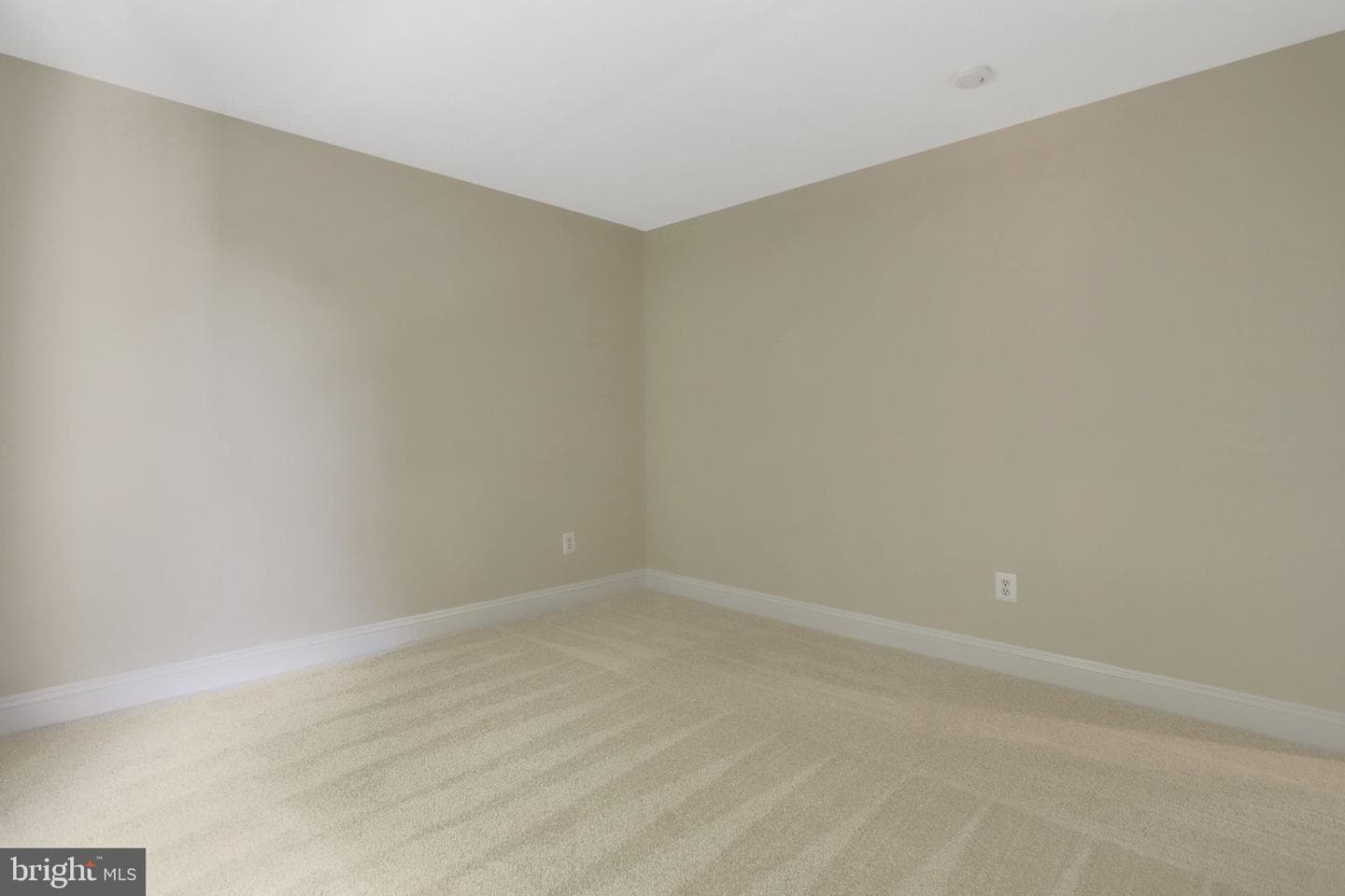 6276 Kingfisher Lane photo 47