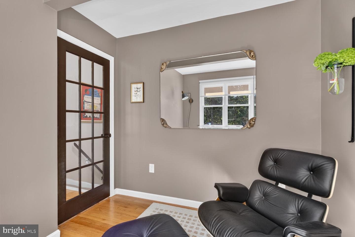 7915 Bainbridge Road photo 21