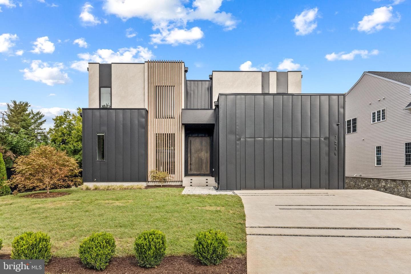 7216 Davis Court, Mclean