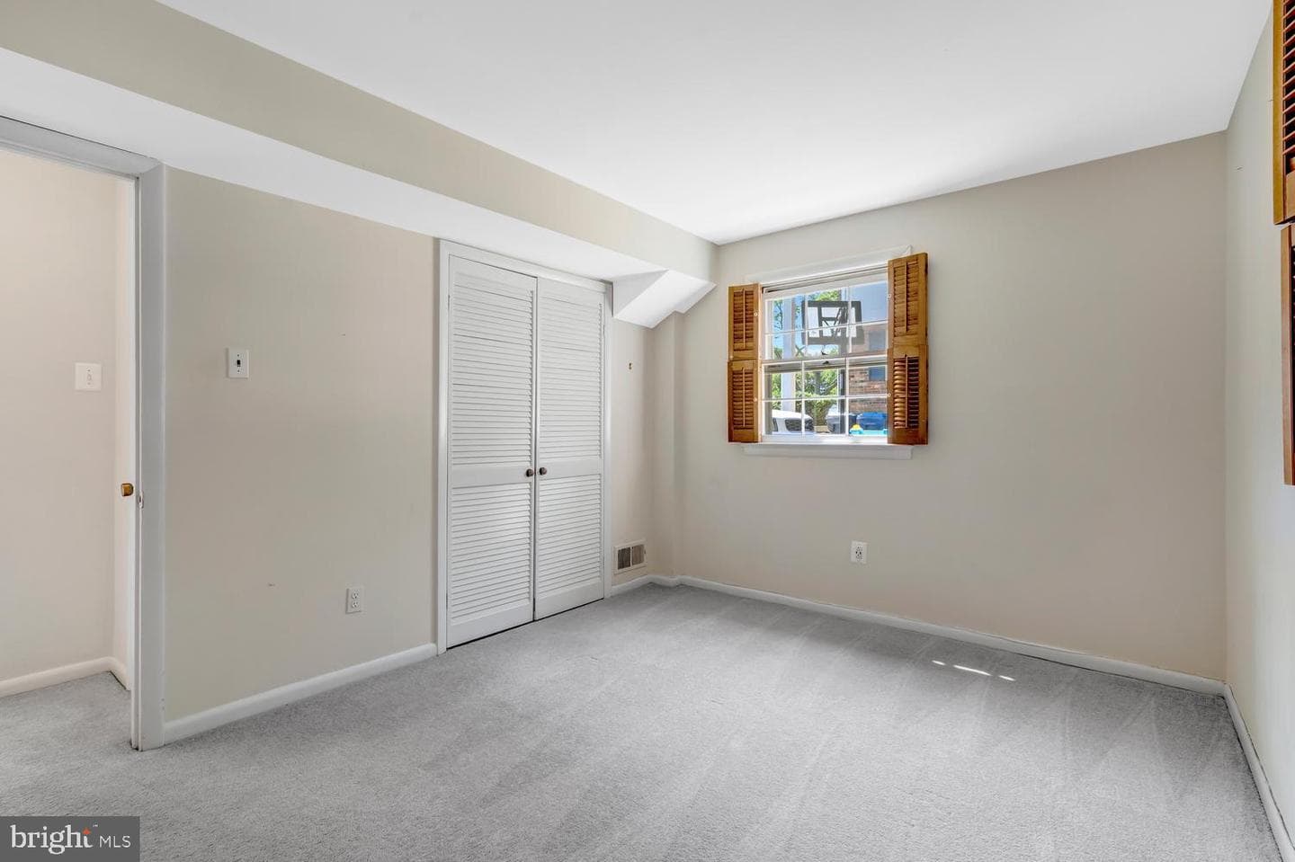 8010 Candlewood Drive photo 29