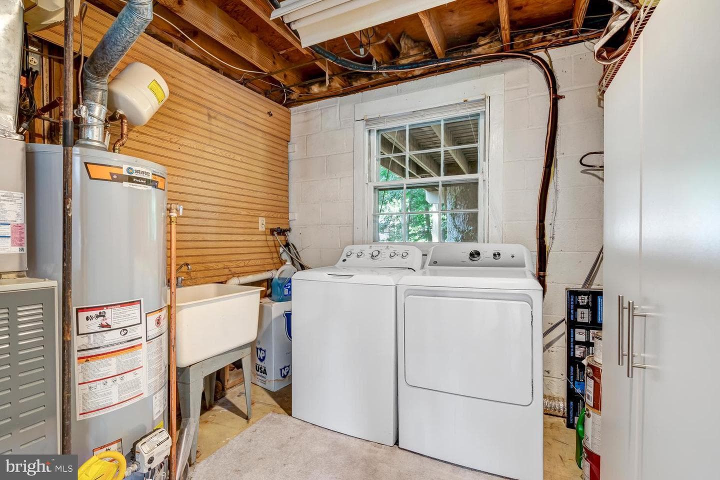 8010 Candlewood Drive photo 32