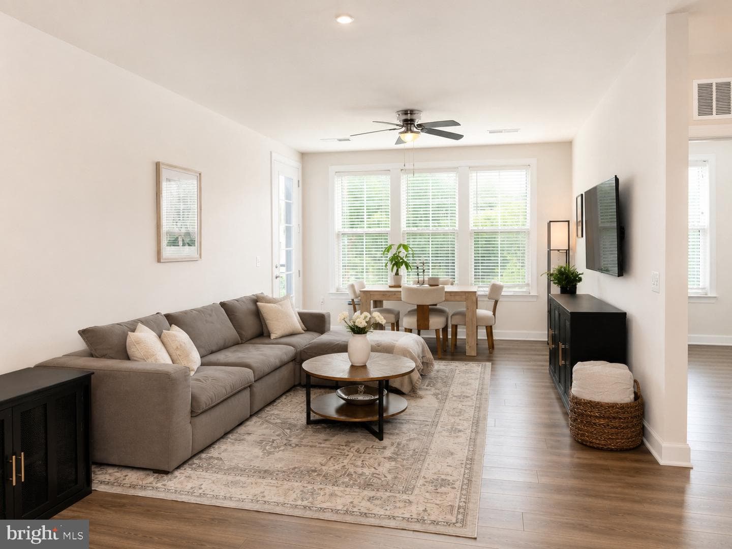 3927 Fair Ridge Drive #303 photo 8