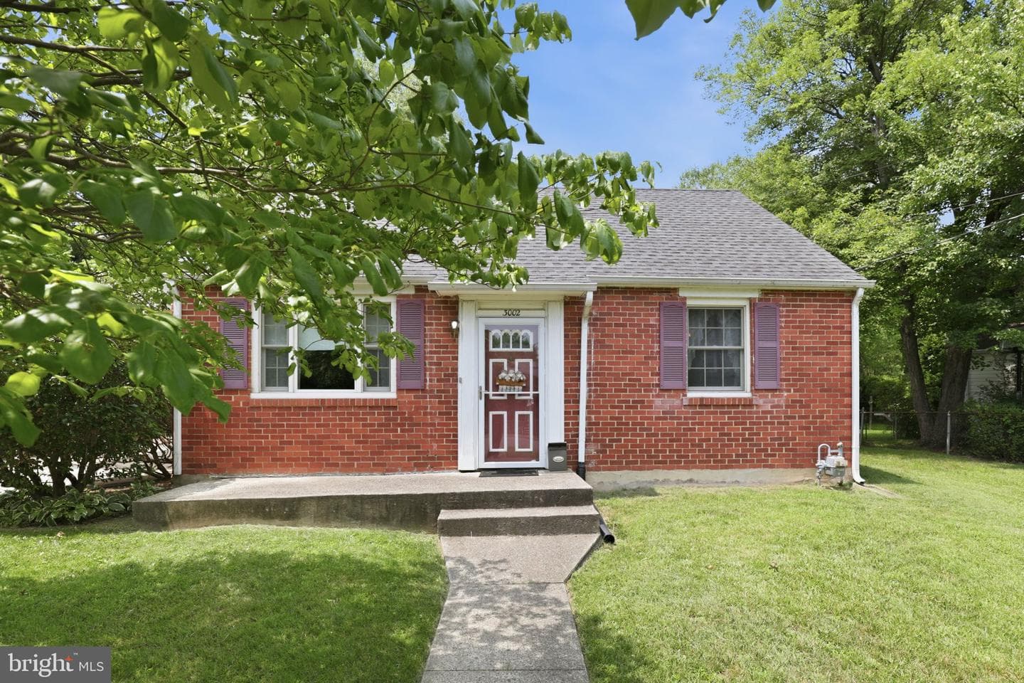 3002 Greenway Boulevard, Falls Church