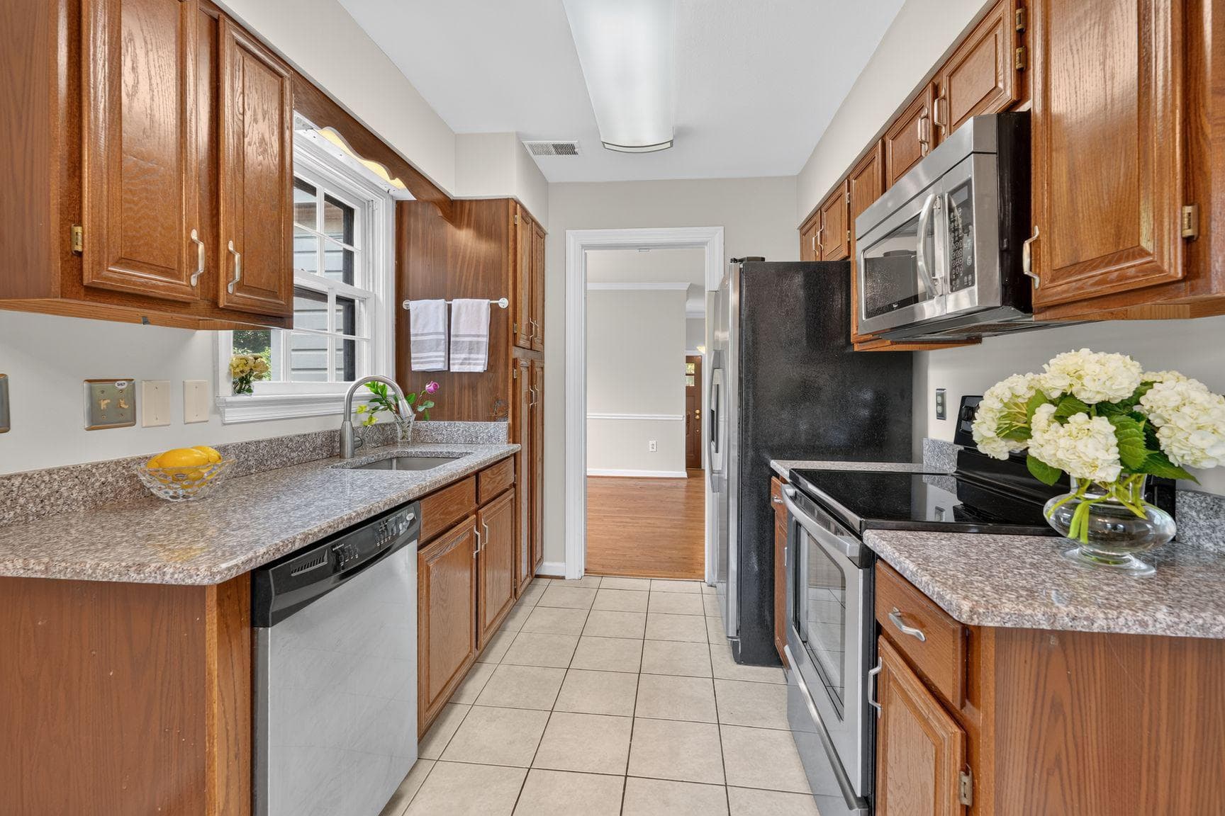 6050 Estates Drive photo 10