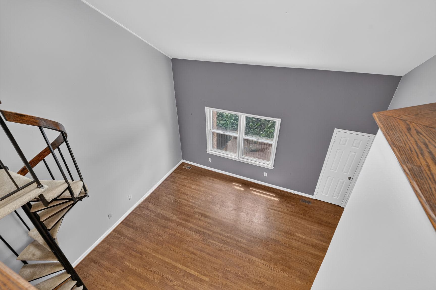 6050 Estates Drive photo 17