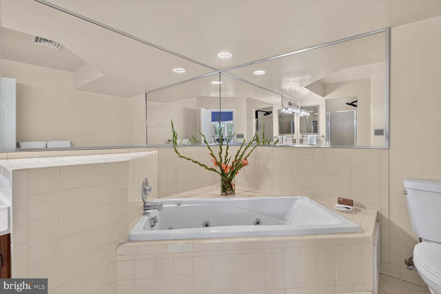 6050 Estates Drive photo 20