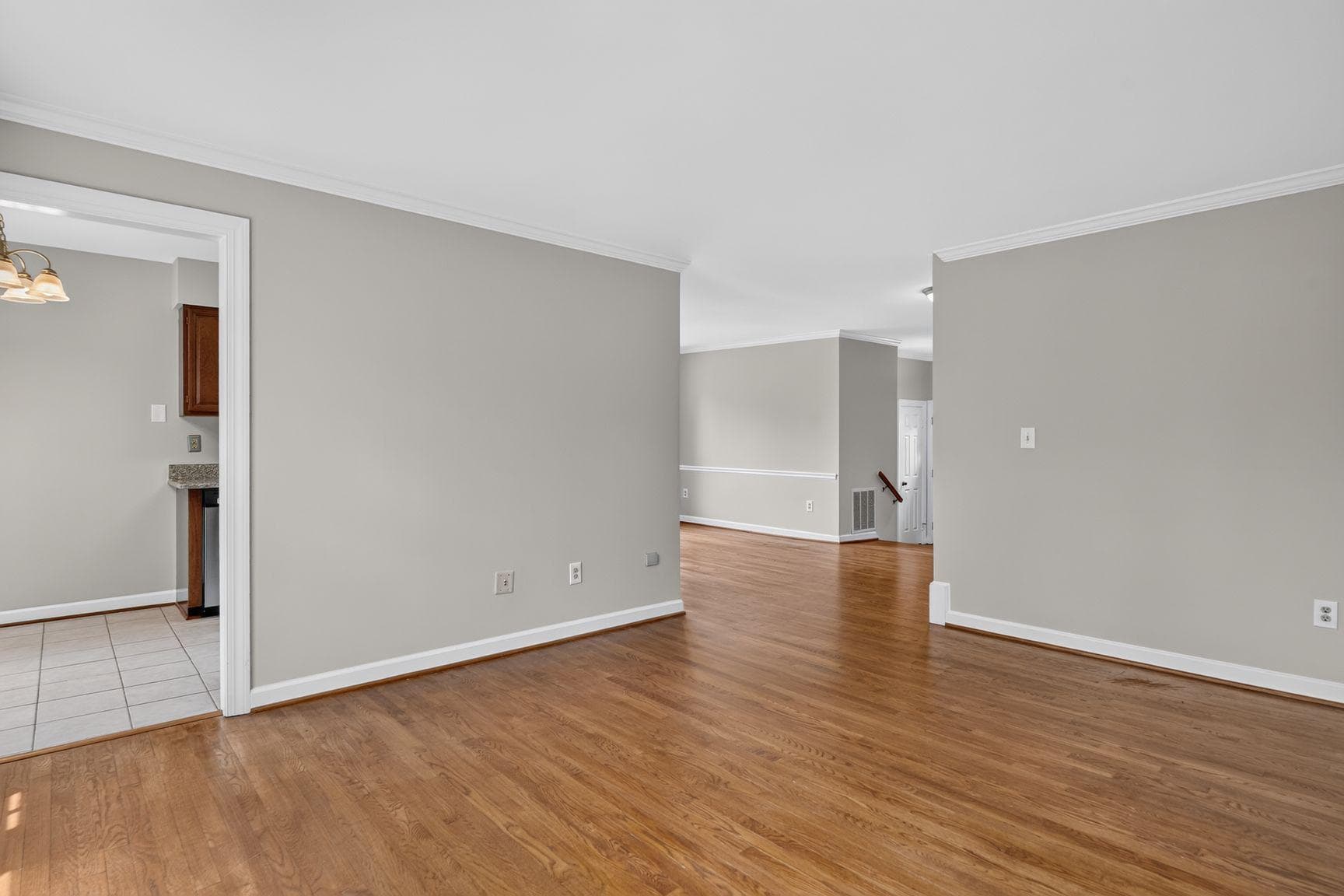 6050 Estates Drive photo 7