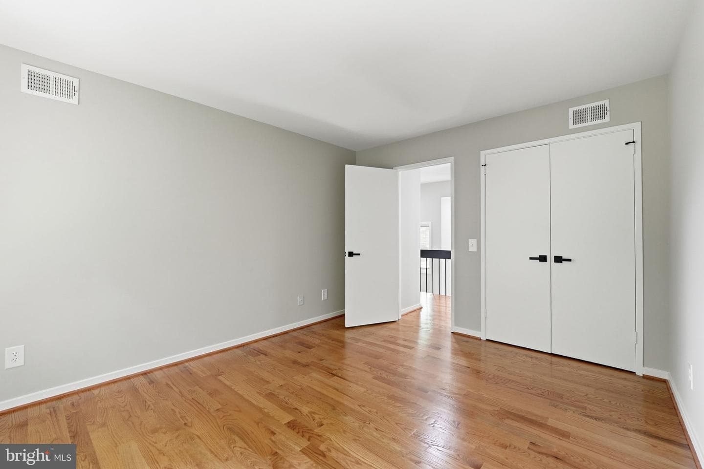3211 Chichester Lane photo 43